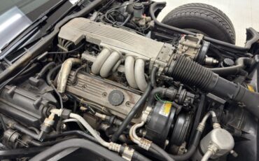 Chevrolet-Corvette-1987-Dark-Red-Metallic-Graphite-28