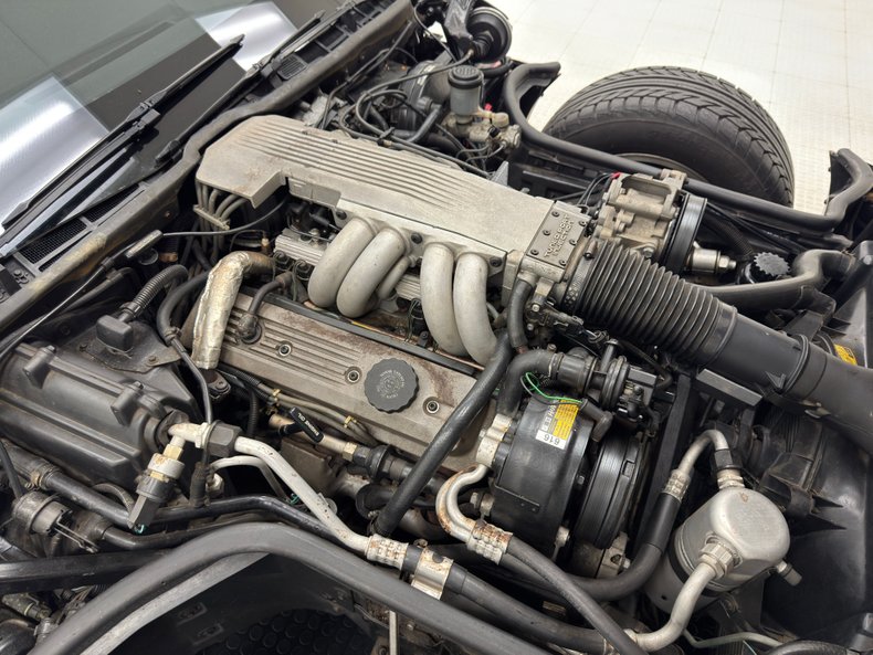 Chevrolet-Corvette-1987-Dark-Red-Metallic-Graphite-28