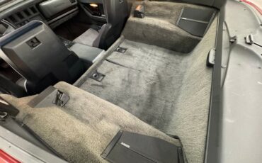 Chevrolet-Corvette-1987-Dark-Red-Metallic-Graphite-31