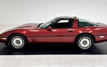 Chevrolet-Corvette-1987-Dark-Red-Metallic-Graphite