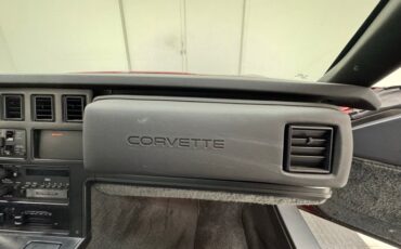 Chevrolet-Corvette-1987-Dark-Red-Metallic-Graphite-41