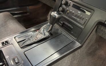 Chevrolet-Corvette-1987-Dark-Red-Metallic-Graphite-42