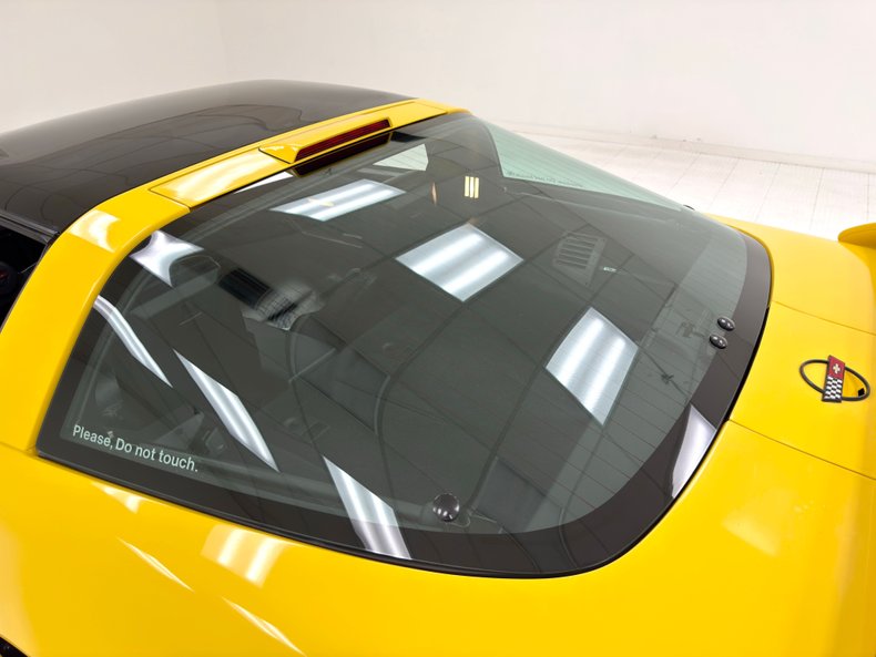 Chevrolet-Corvette-1988-Yellow-Black-1