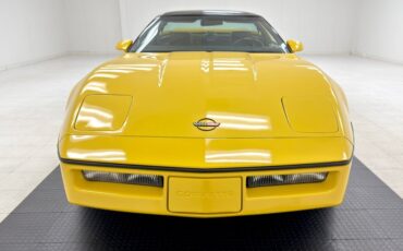 Chevrolet-Corvette-1988-Yellow-Black-18