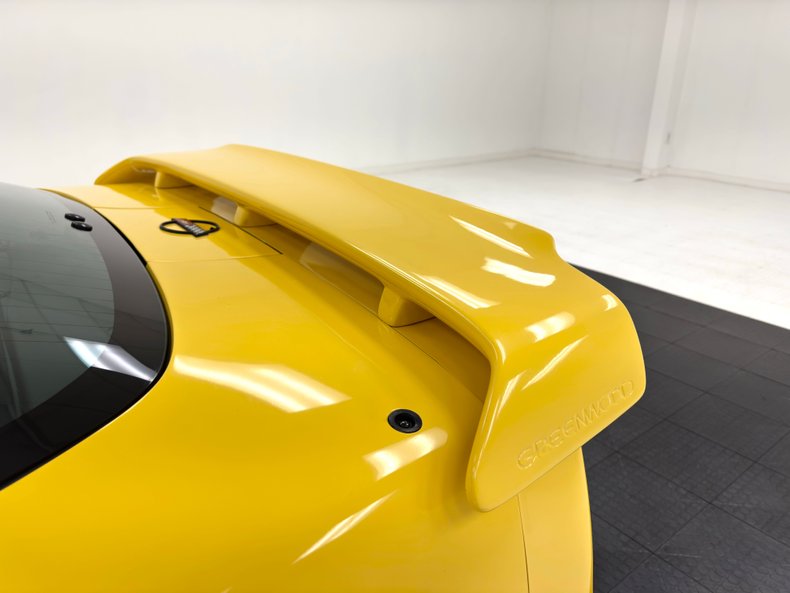 Chevrolet-Corvette-1988-Yellow-Black-25