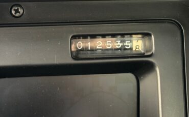 Chevrolet-Corvette-1988-Yellow-Black-42