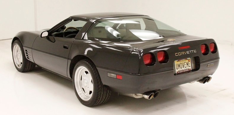 Chevrolet-Corvette-1992-Black-Tan-1