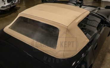 Chevrolet-Corvette-1992-Black-Tan-10