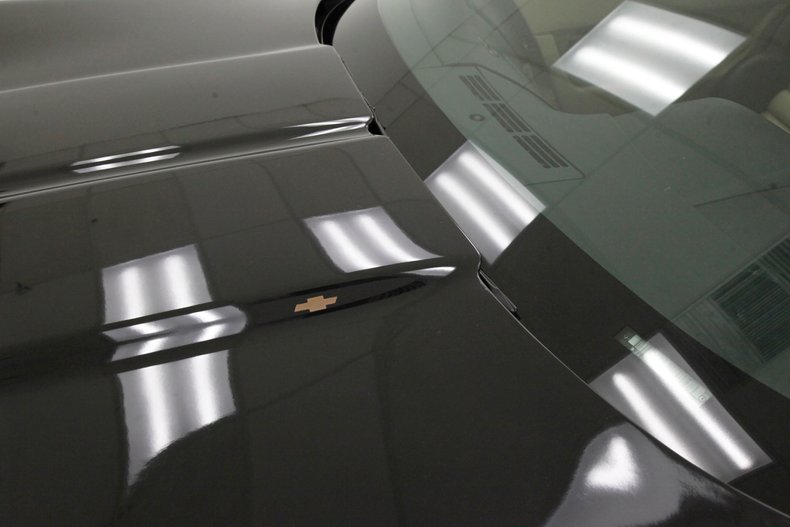 Chevrolet-Corvette-1992-Black-Tan-17