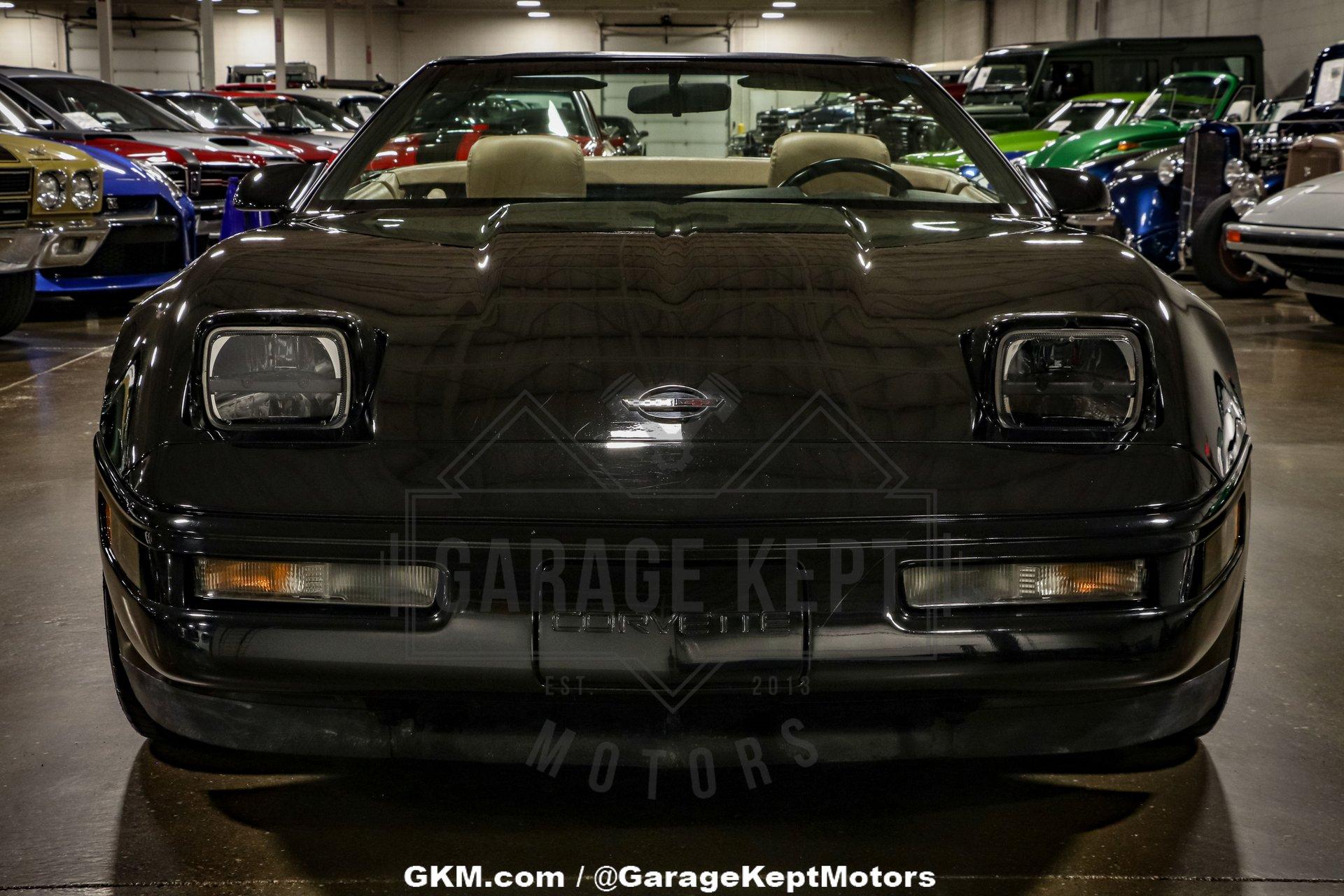 Chevrolet-Corvette-1992-Black-Tan-19