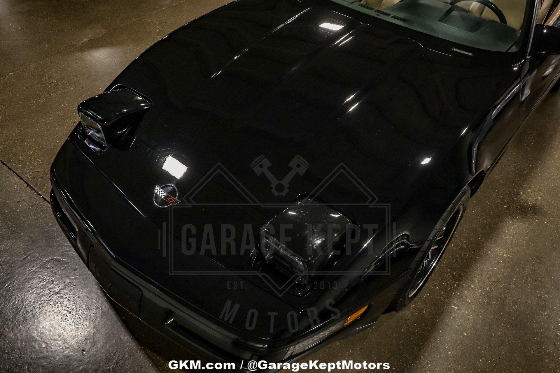 Chevrolet-Corvette-1992-Black-Tan-22