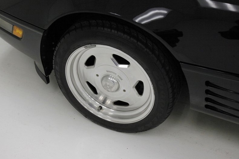 Chevrolet-Corvette-1992-Black-Tan-28