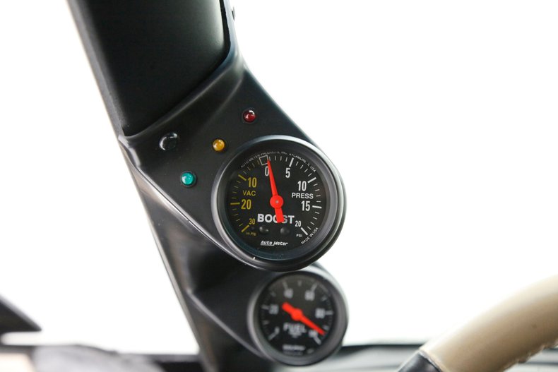 Chevrolet-Corvette-1992-Black-Tan-30