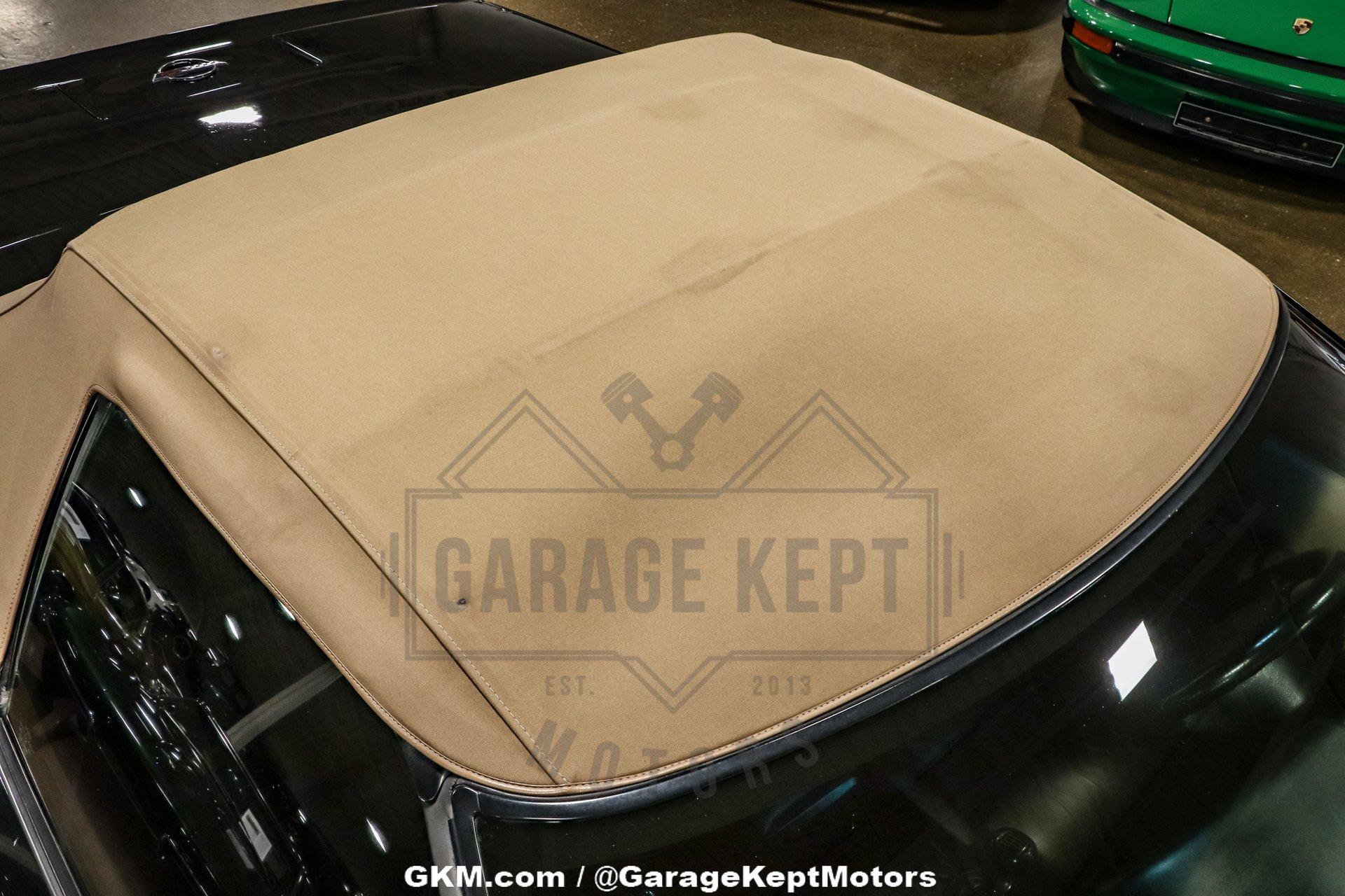 Chevrolet-Corvette-1992-Black-Tan-34