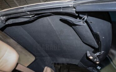 Chevrolet-Corvette-1992-Black-Tan-36