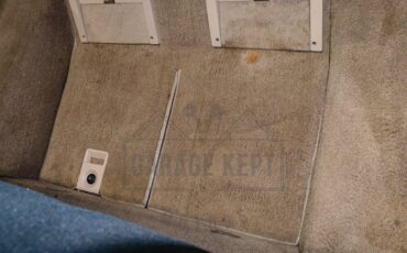 Chevrolet-Corvette-1992-Black-Tan-39