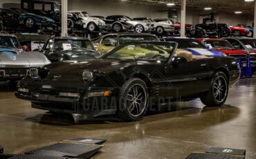 Chevrolet-Corvette-1992-Black-Tan-41