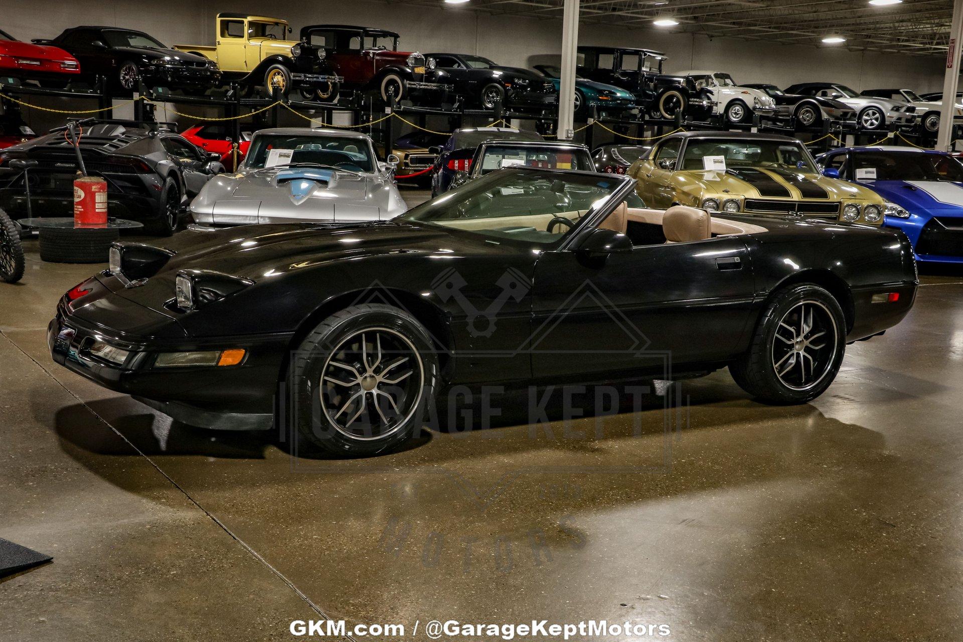 Chevrolet-Corvette-1992-Black-Tan-42
