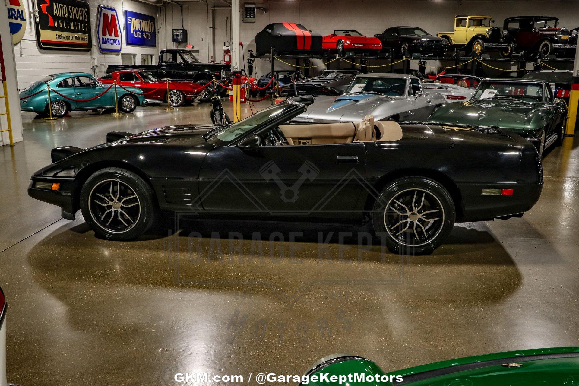Chevrolet-Corvette-1992-Black-Tan-44
