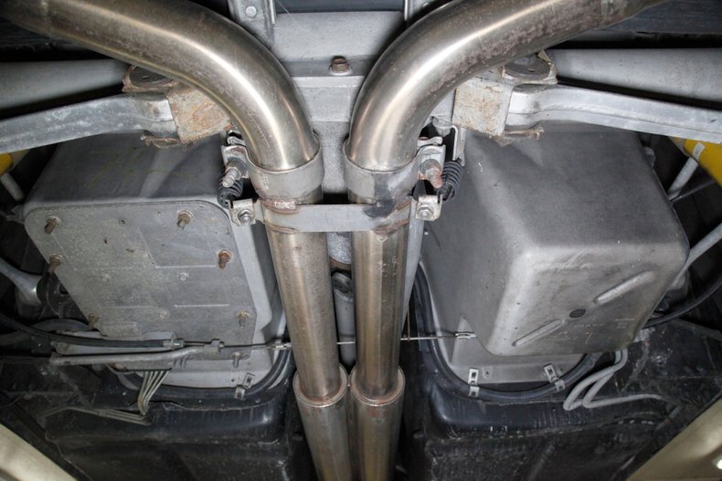 Chevrolet-Corvette-1992-Black-Tan-47