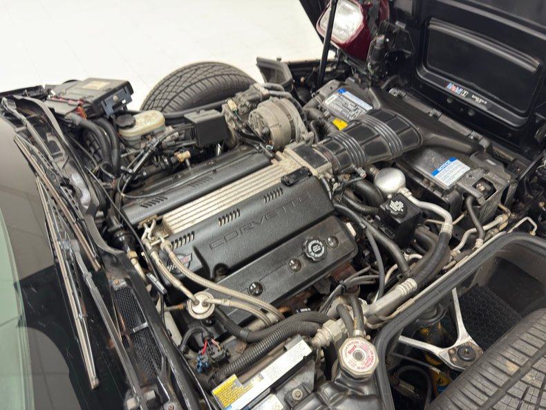 Chevrolet-Corvette-1993-Dark-Ruby-Metallic-Ruby-Red-24