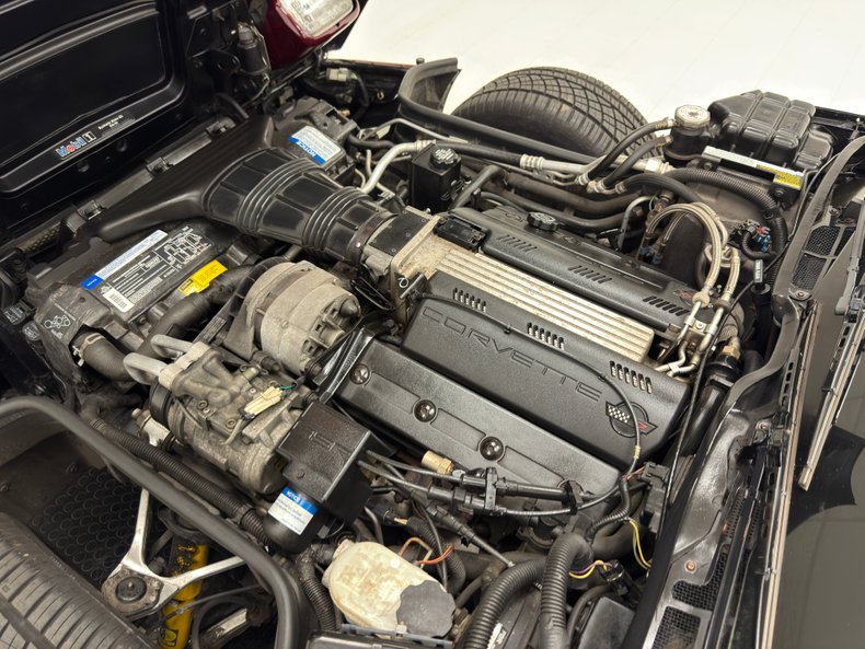 Chevrolet-Corvette-1993-Dark-Ruby-Metallic-Ruby-Red-27