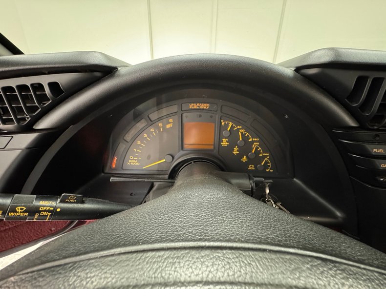 Chevrolet-Corvette-1993-Dark-Ruby-Metallic-Ruby-Red-37