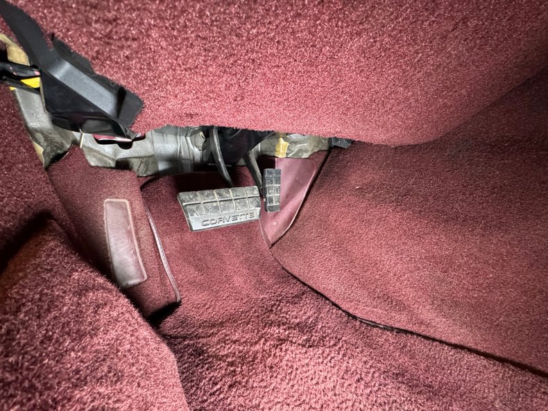 Chevrolet-Corvette-1993-Dark-Ruby-Metallic-Ruby-Red-45