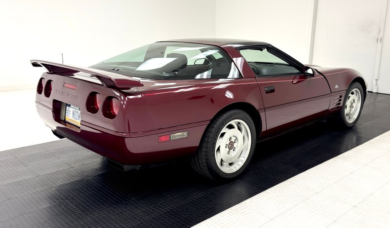 Chevrolet-Corvette-1993-Dark-Ruby-Metallic-Ruby-Red-5