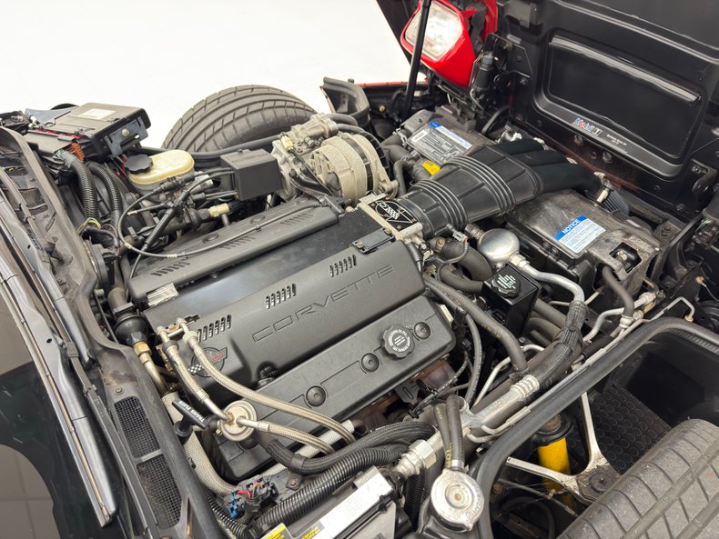 Chevrolet-Corvette-1993-Torch-Red-Red-10