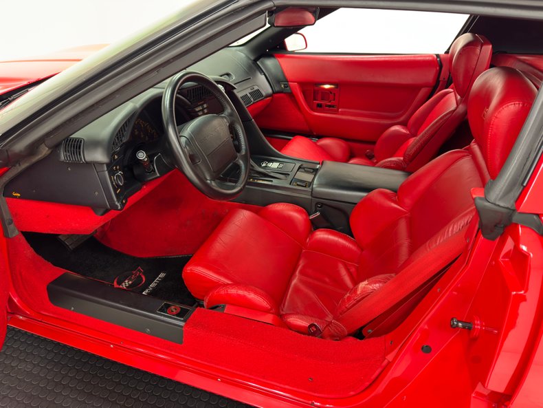 Chevrolet-Corvette-1993-Torch-Red-Red-12