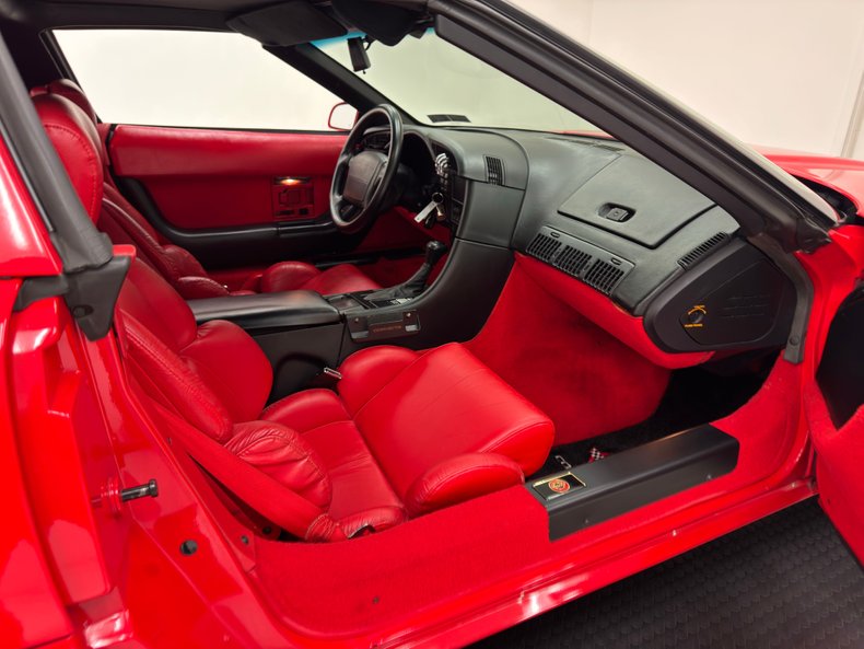 Chevrolet-Corvette-1993-Torch-Red-Red-15