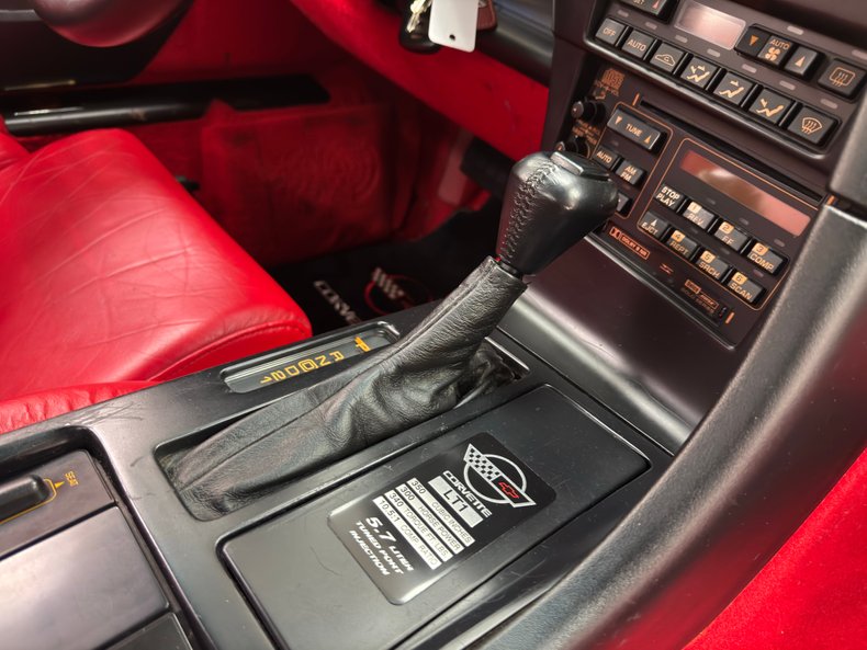 Chevrolet-Corvette-1993-Torch-Red-Red-22