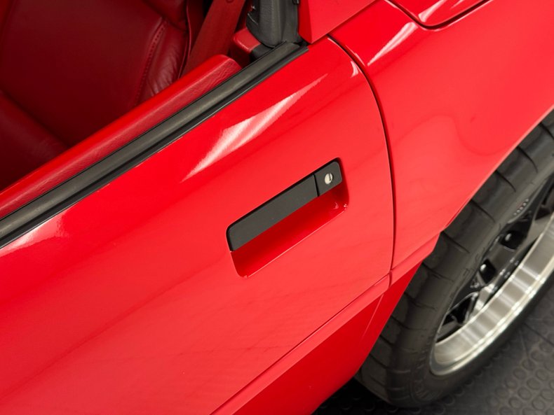 Chevrolet-Corvette-1993-Torch-Red-Red-3