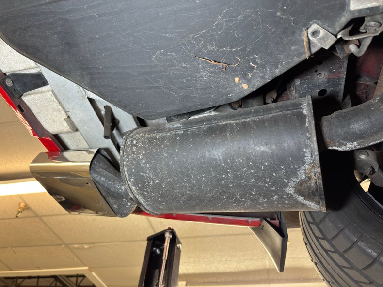 Chevrolet-Corvette-1993-Torch-Red-Red-34