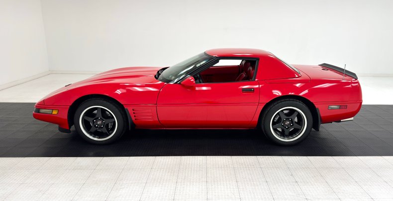 Chevrolet-Corvette-1993-Torch-Red-Red-36