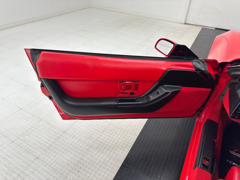 Chevrolet-Corvette-1993-Torch-Red-Red-49
