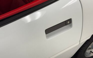 Chevrolet-Corvette-1994-Arctic-White-Red-13