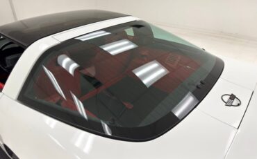 Chevrolet-Corvette-1994-Arctic-White-Red-14