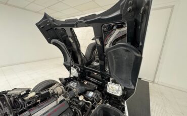 Chevrolet-Corvette-1994-Arctic-White-Red-21