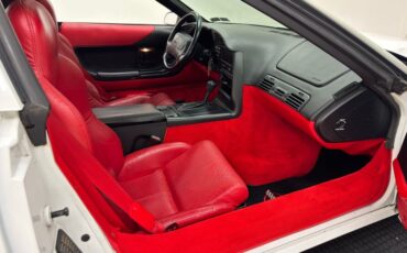 Chevrolet-Corvette-1994-Arctic-White-Red-34