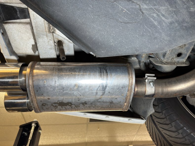 Chevrolet-Corvette-1994-Arctic-White-Red-48