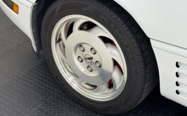 Chevrolet-Corvette-1994-Arctic-White-Red-9