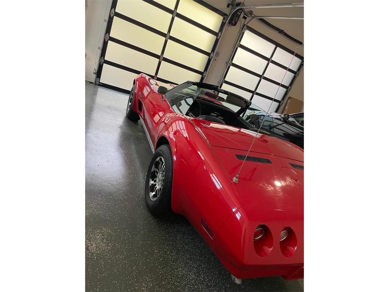 Chevrolet-Corvette-stingray-1974-Red-Black-1