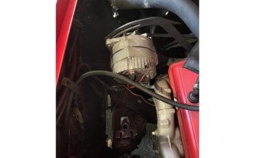 Chevrolet-Corvette-stingray-1974-Red-Black-6