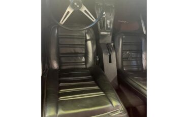 Chevrolet-Corvette-stingray-1974-Red-Black-7