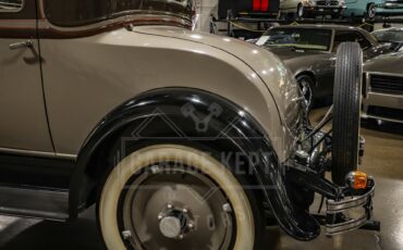 Chevrolet-Coupe-1929-BeigeTan-BeigeTan-18