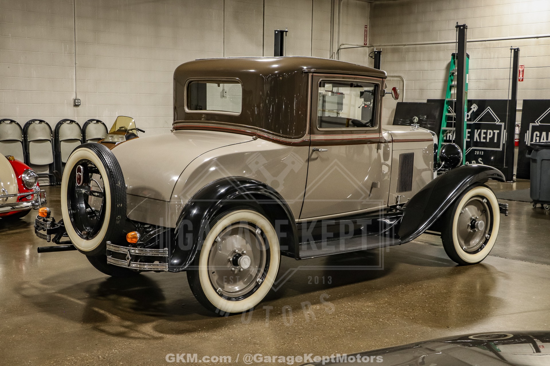 Chevrolet-Coupe-1929-BeigeTan-BeigeTan-25
