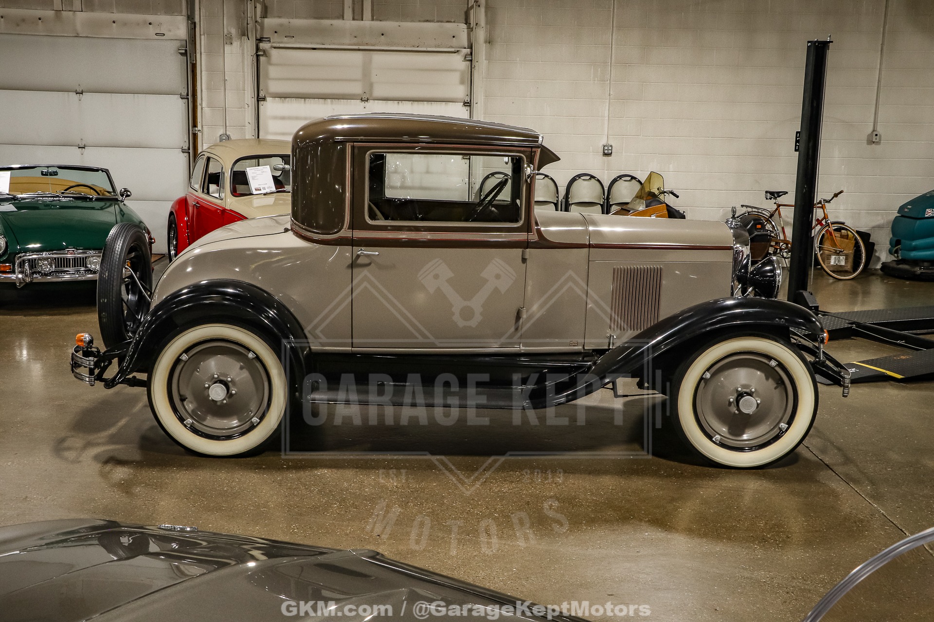 Chevrolet-Coupe-1929-BeigeTan-BeigeTan-26