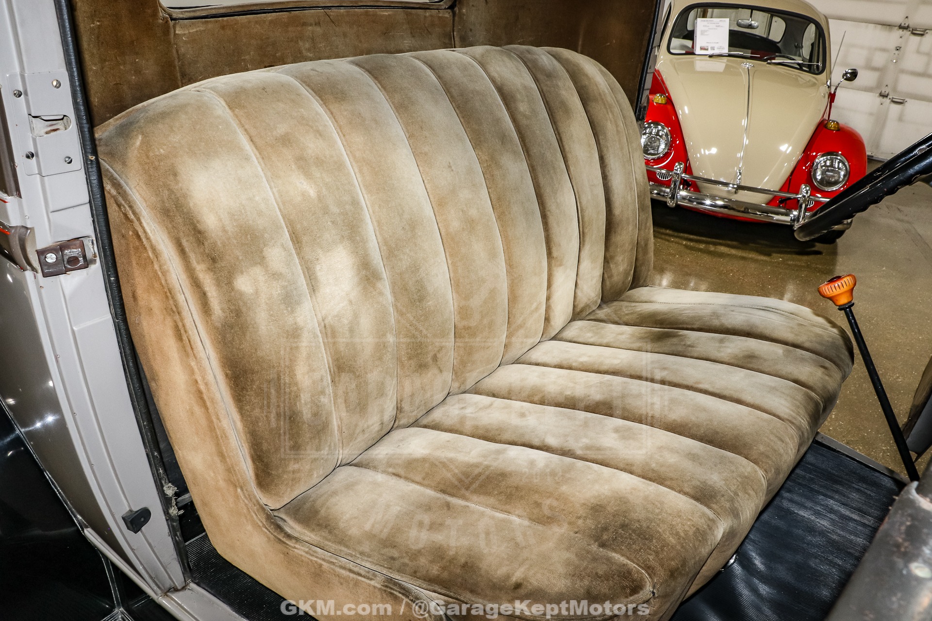 Chevrolet-Coupe-1929-BeigeTan-BeigeTan-3